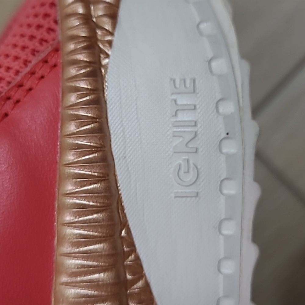 Puma Ignite Peach Gold White Size 9/40 - Picture 9 of 12